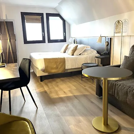 Logis - De La Baie De Somme 3*